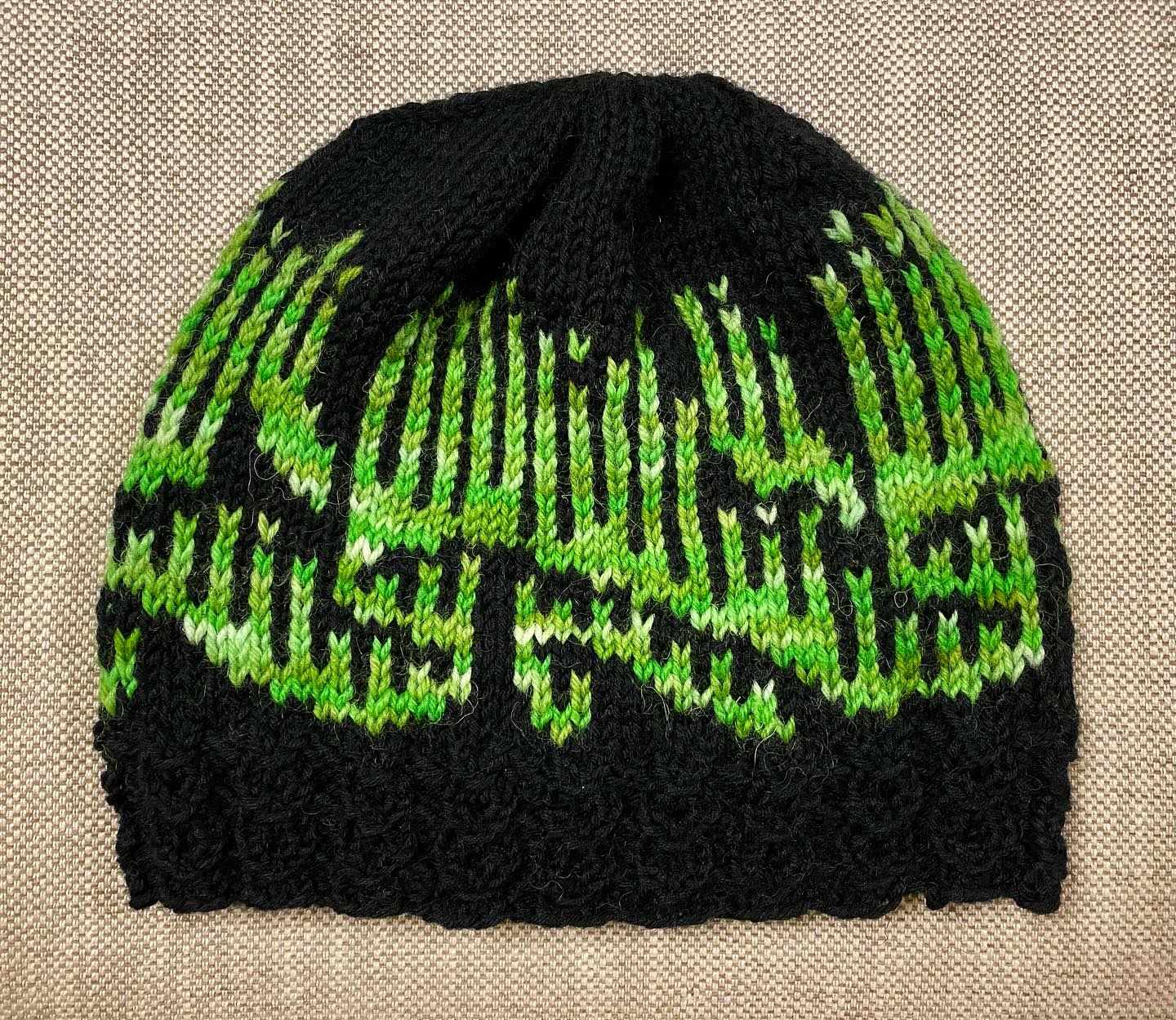 Talviyö - Winter Night Beanie Pattern